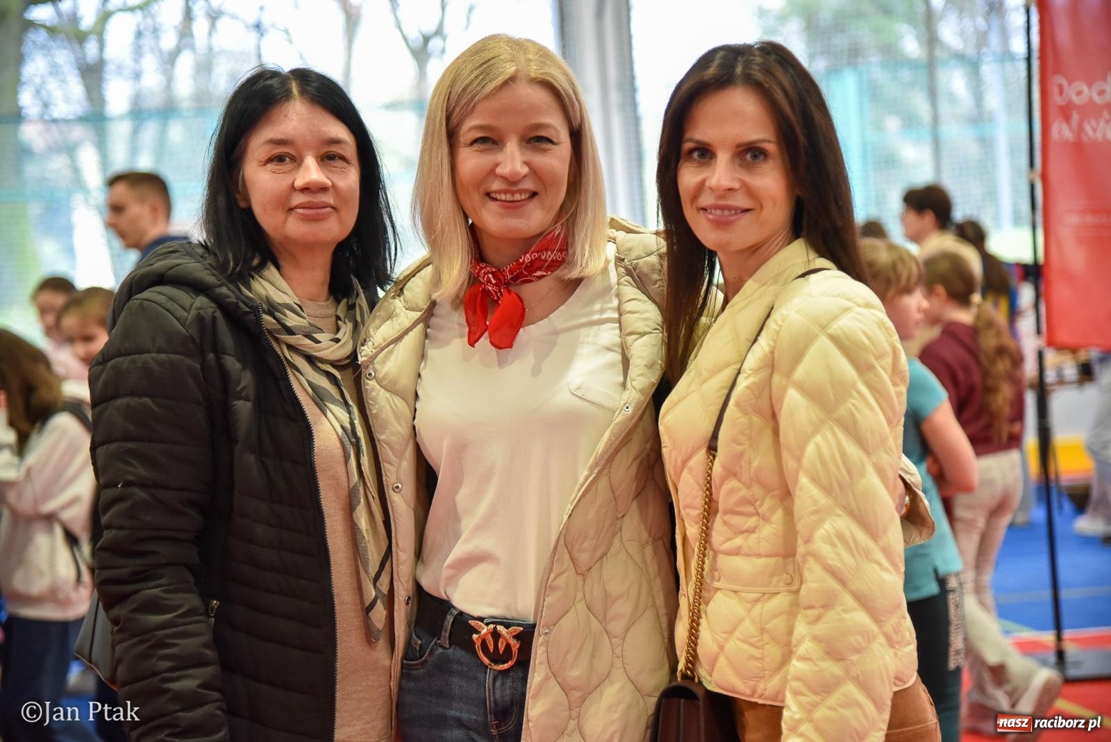 Zdjęcie w galerii na portalu naszraciborz.pl: Lodowisko Piastor zmieniło przeznaczenie. Po ślizgawce czas na gry zespołowe i aktywności ruchowe wiadomości z regionu