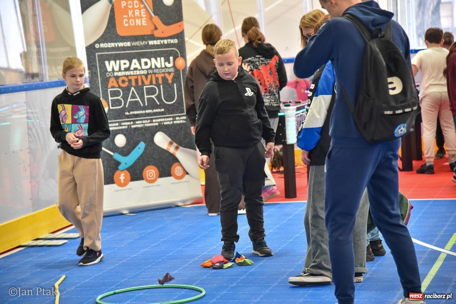 Zdjęcie w galerii na portalu naszraciborz.pl: Lodowisko Piastor zmieniło przeznaczenie. Po ślizgawce czas na gry zespołowe i aktywności ruchowe wiadomości z regionu