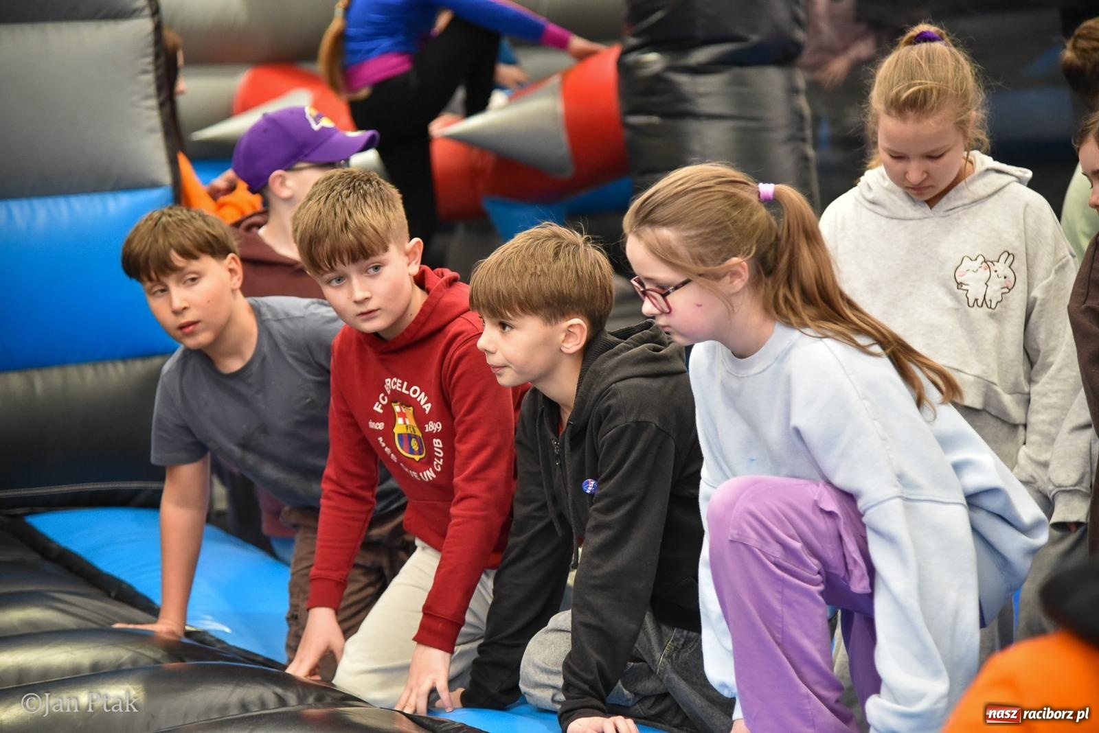 Zdjęcie w galerii na portalu naszraciborz.pl: Lodowisko Piastor zmieniło przeznaczenie. Po ślizgawce czas na gry zespołowe i aktywności ruchowe wiadomości z regionu