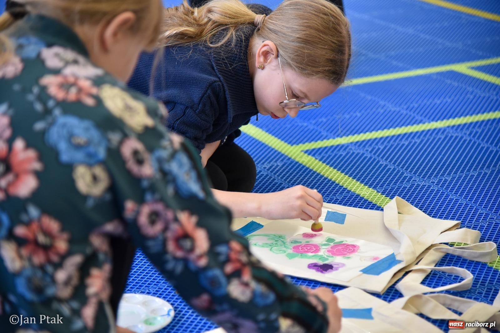 Zdjęcie w galerii na portalu naszraciborz.pl: Lodowisko Piastor zmieniło przeznaczenie. Po ślizgawce czas na gry zespołowe i aktywności ruchowe wiadomości z regionu