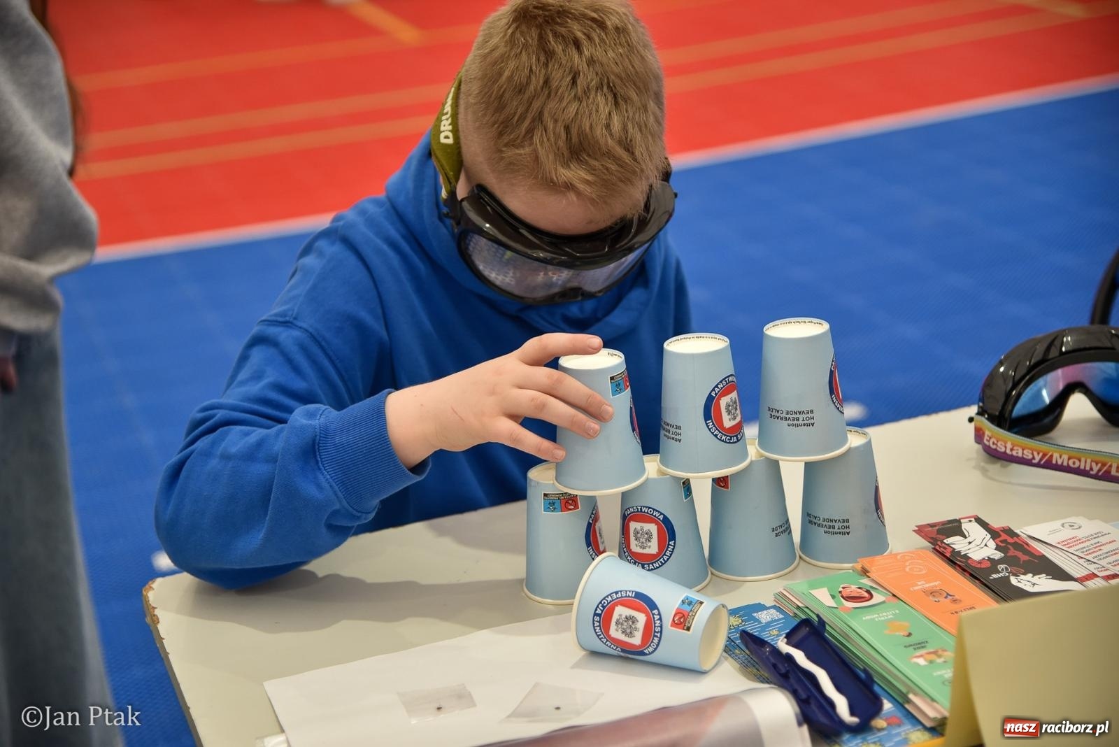 Zdjęcie w galerii na portalu naszraciborz.pl: Lodowisko Piastor zmieniło przeznaczenie. Po ślizgawce czas na gry zespołowe i aktywności ruchowe wiadomości z regionu