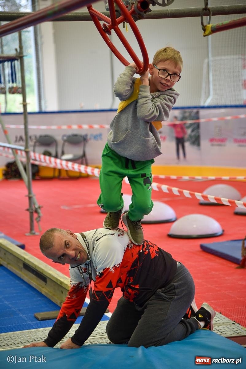 Zdjęcie w galerii na portalu naszraciborz.pl: Lodowisko Piastor zmieniło przeznaczenie. Po ślizgawce czas na gry zespołowe i aktywności ruchowe wiadomości z regionu