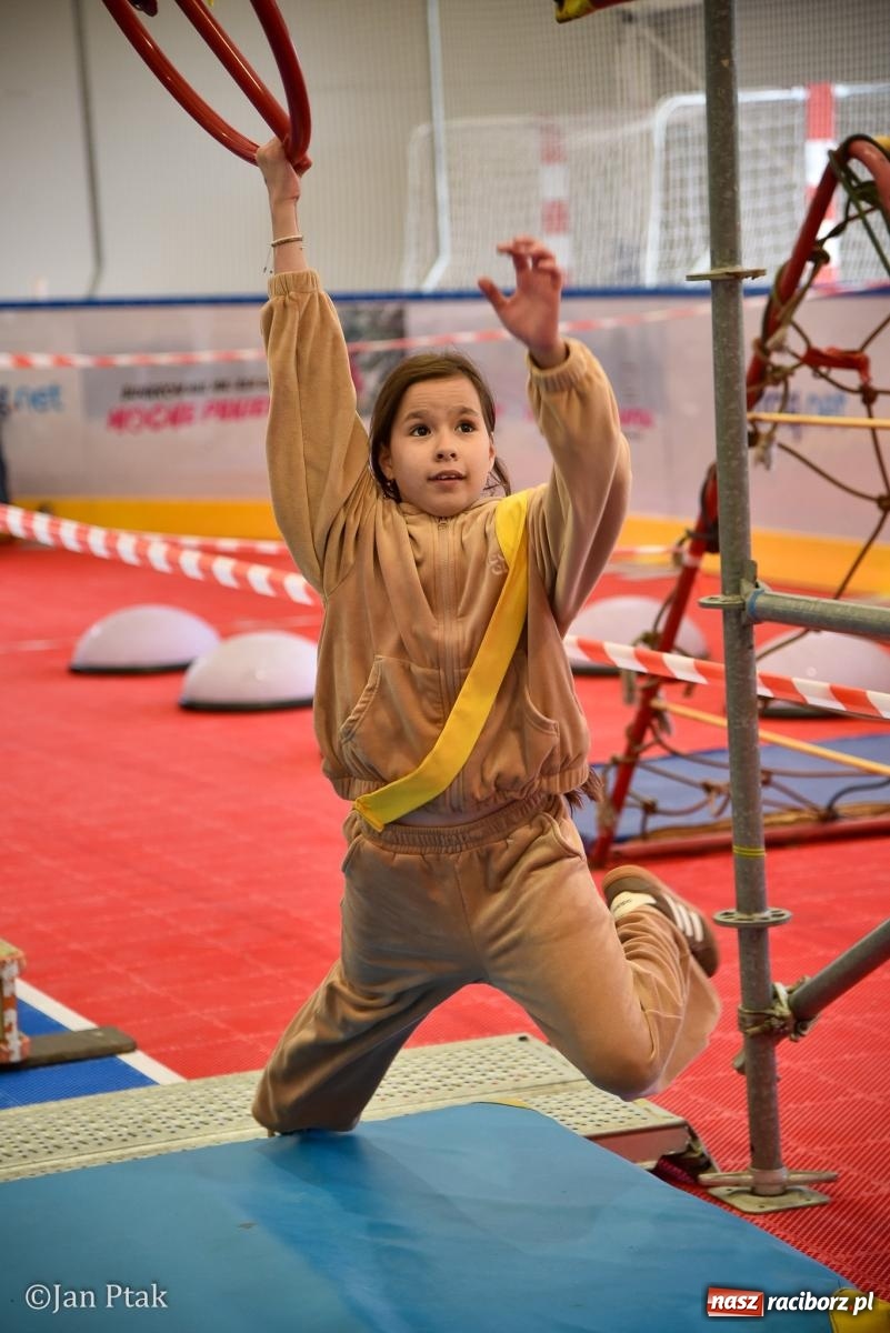 Zdjęcie w galerii na portalu naszraciborz.pl: Lodowisko Piastor zmieniło przeznaczenie. Po ślizgawce czas na gry zespołowe i aktywności ruchowe wiadomości z regionu