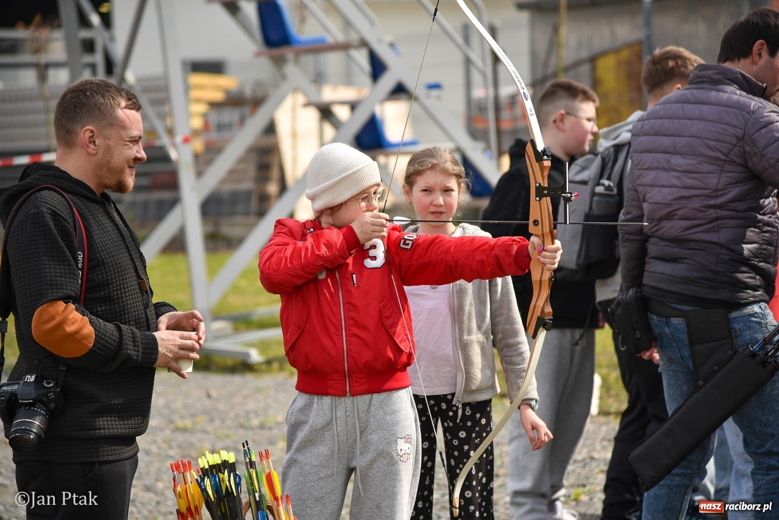 Zdjęcie w galerii na portalu naszraciborz.pl: Lodowisko Piastor zmieniło przeznaczenie. Po ślizgawce czas na gry zespołowe i aktywności ruchowe wiadomości z regionu