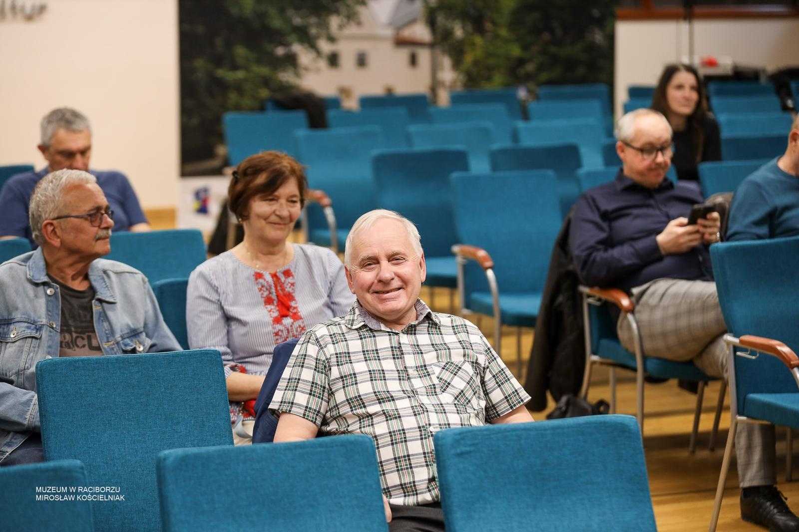 Zdjęcie w galerii na portalu naszraciborz.pl: Archeologia na tropie tajemnic raciborskich Piastów. Spotkanie w Zamku Piastowskim wiadomości z regionu