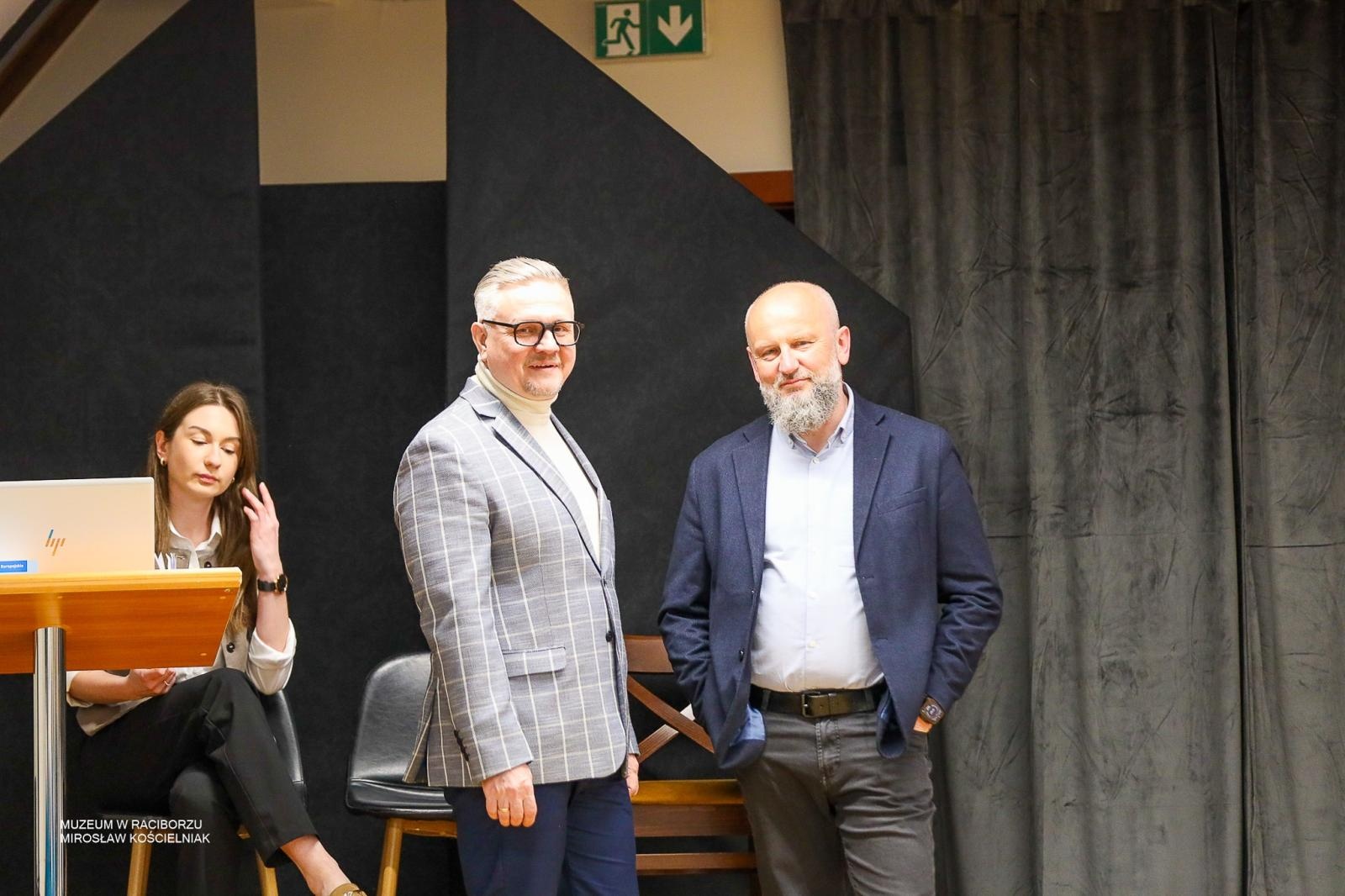 Zdjęcie w galerii na portalu naszraciborz.pl: Archeologia na tropie tajemnic raciborskich Piastów. Spotkanie w Zamku Piastowskim wiadomości z regionu