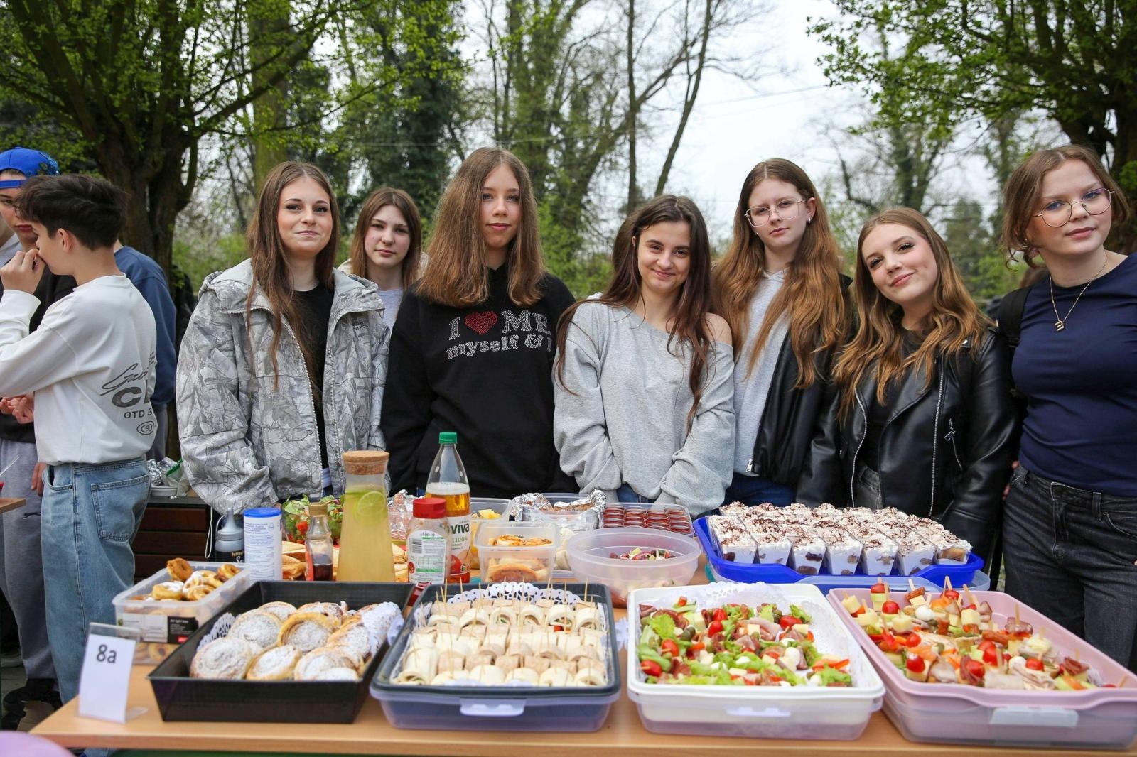 Zdjęcie w galerii na portalu naszraciborz.pl: Śniadanie Mistrzów w Raciborzu. Sport, zdrowie i wspólnota szkolna [WIDEO] wiadomości z regionu