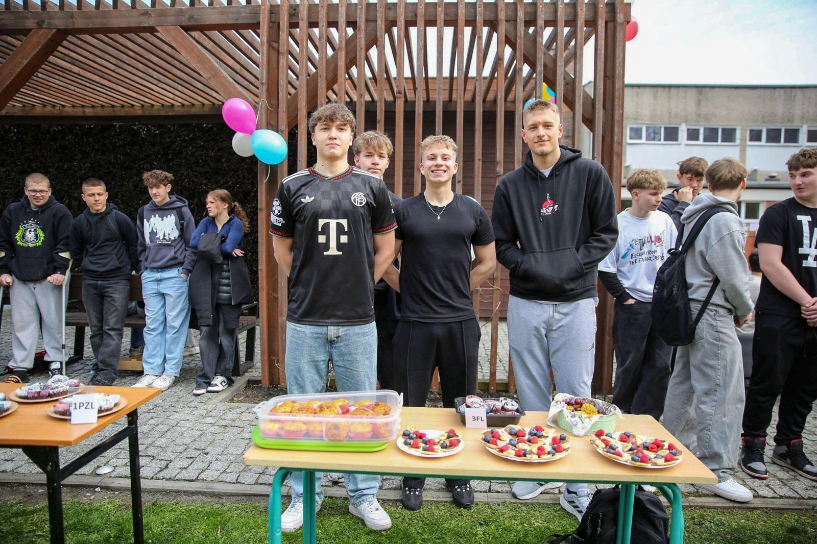 Zdjęcie w galerii na portalu naszraciborz.pl: Śniadanie Mistrzów w Raciborzu. Sport, zdrowie i wspólnota szkolna [WIDEO] wiadomości z regionu