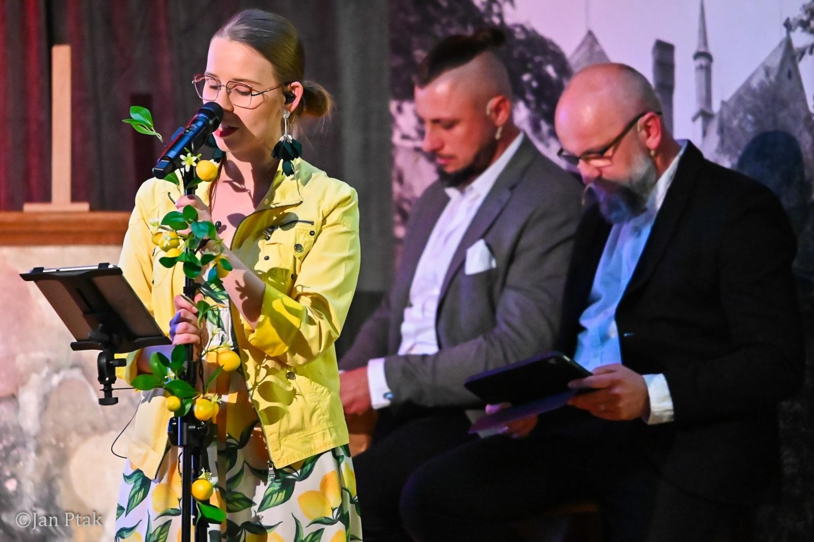 Zdjęcie w galerii na portalu naszraciborz.pl: Winiarstwo, historia i muzyka w Zamku Piastowskim. Wieczór z opowieściami o winnicach Szlaku Bursztynowego wiadomości z regionu