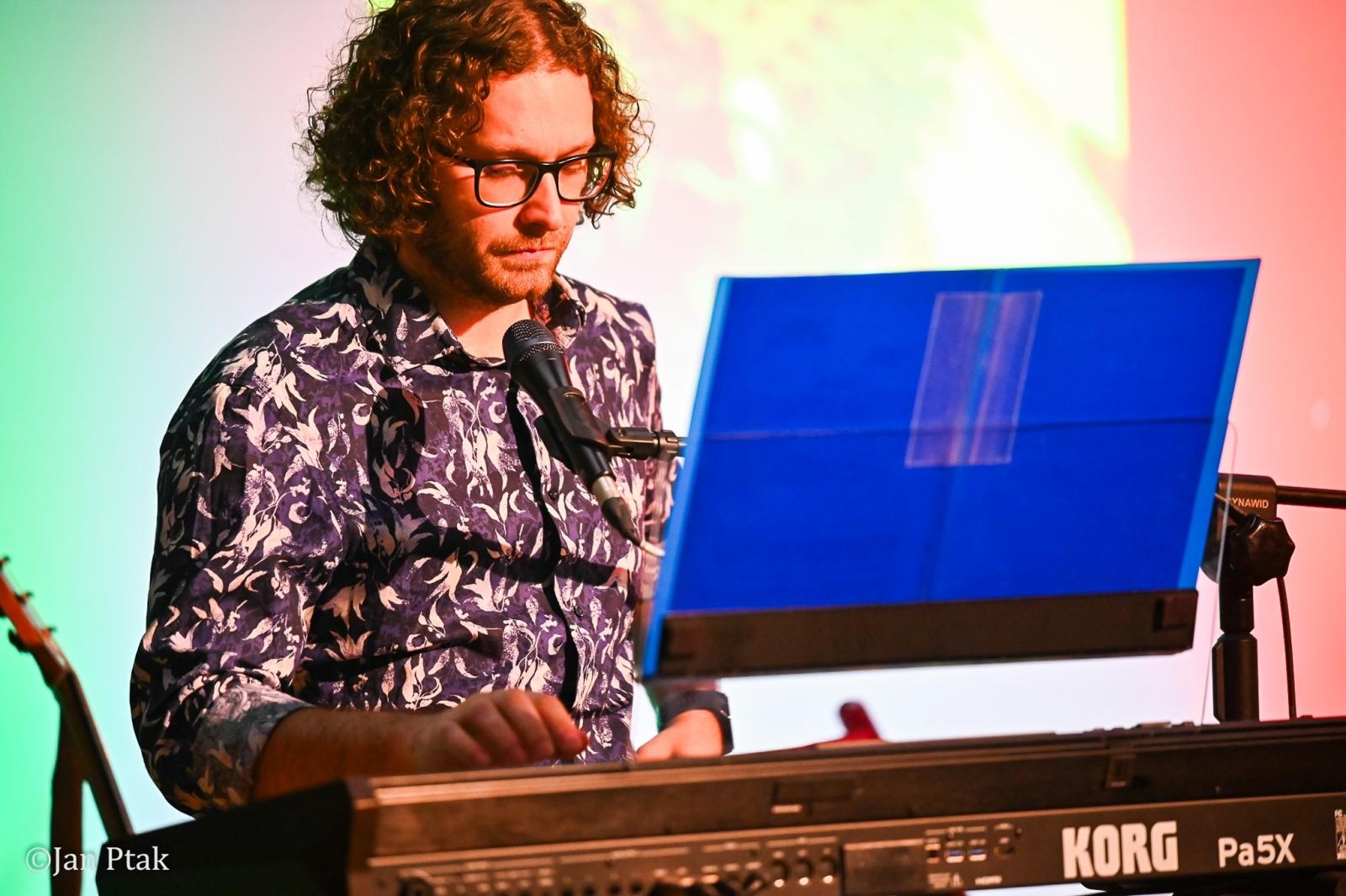 Zdjęcie w galerii na portalu naszraciborz.pl: Winiarstwo, historia i muzyka w Zamku Piastowskim. Wieczór z opowieściami o winnicach Szlaku Bursztynowego wiadomości z regionu