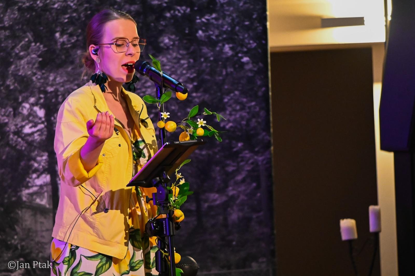 Zdjęcie w galerii na portalu naszraciborz.pl: Winiarstwo, historia i muzyka w Zamku Piastowskim. Wieczór z opowieściami o winnicach Szlaku Bursztynowego wiadomości z regionu