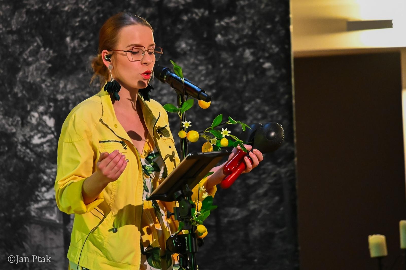 Zdjęcie w galerii na portalu naszraciborz.pl: Winiarstwo, historia i muzyka w Zamku Piastowskim. Wieczór z opowieściami o winnicach Szlaku Bursztynowego wiadomości z regionu