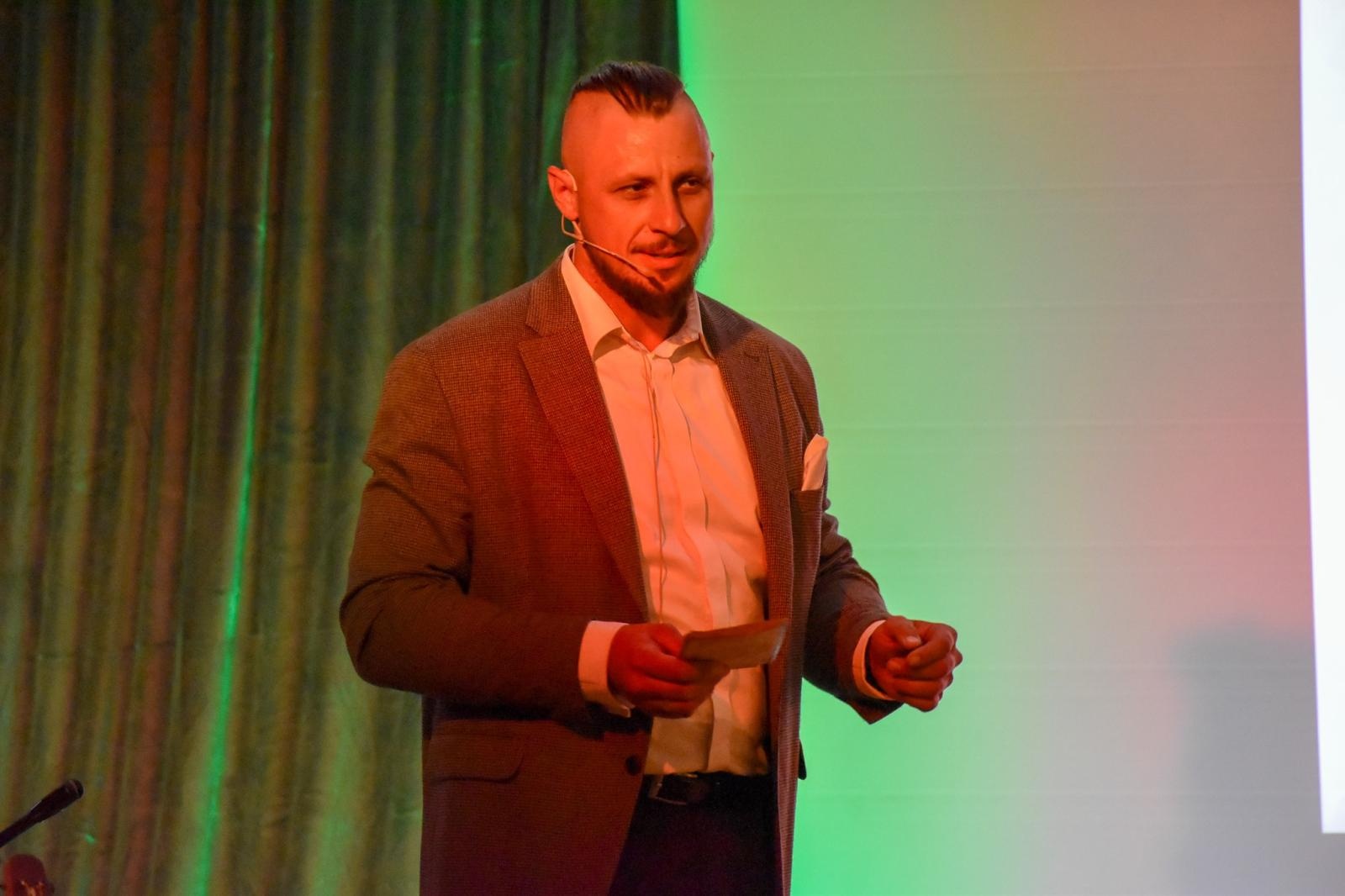 Zdjęcie w galerii na portalu naszraciborz.pl: Winiarstwo, historia i muzyka w Zamku Piastowskim. Wieczór z opowieściami o winnicach Szlaku Bursztynowego wiadomości z regionu