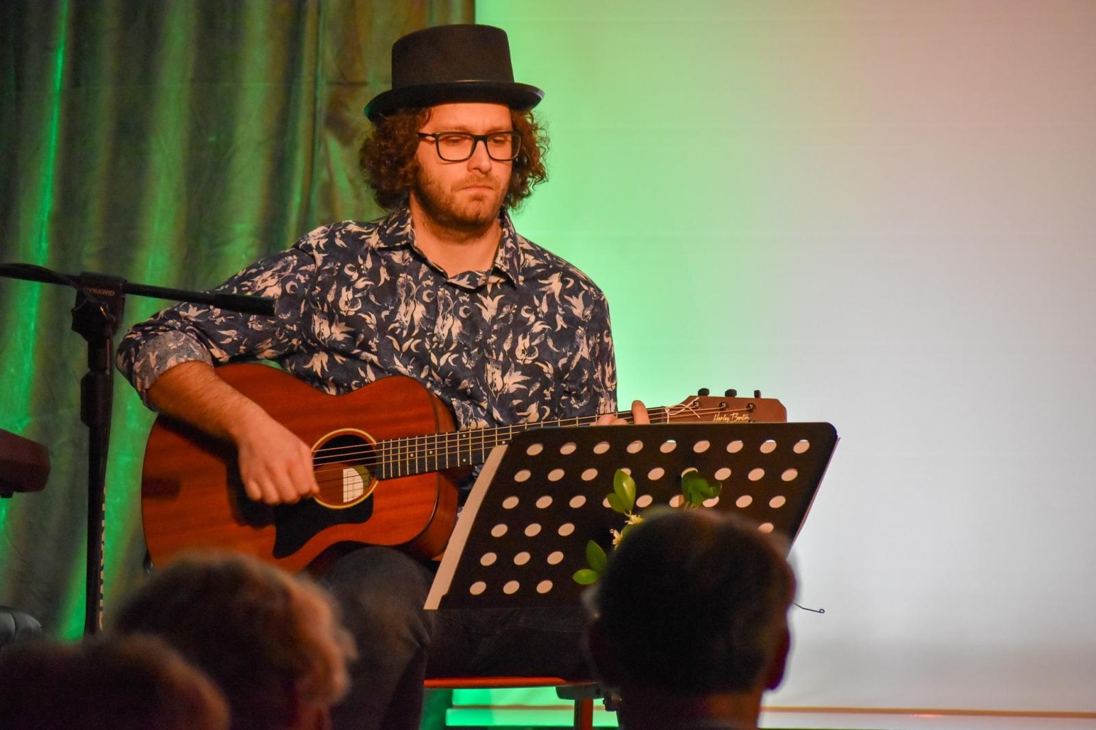 Zdjęcie w galerii na portalu naszraciborz.pl: Winiarstwo, historia i muzyka w Zamku Piastowskim. Wieczór z opowieściami o winnicach Szlaku Bursztynowego wiadomości z regionu