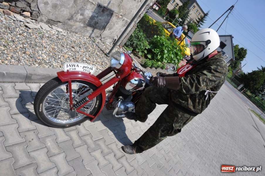 Zdjęcie w galerii na portalu naszraciborz.pl: Patrol Wehrmachtu w Bieńkowicach wiadomości z regionu