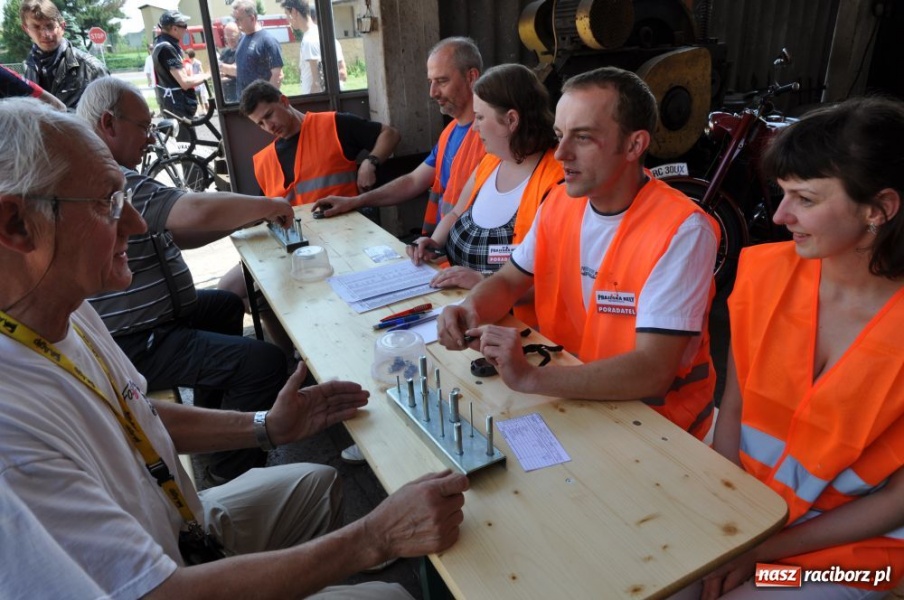 Zdjęcie w galerii na portalu naszraciborz.pl: Patrol Wehrmachtu w Bieńkowicach wiadomości z regionu