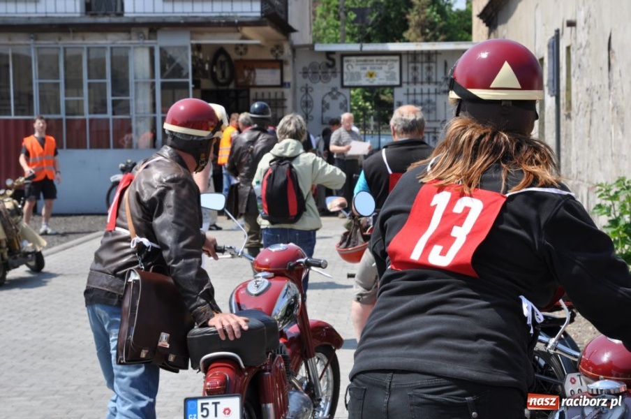 Zdjęcie w galerii na portalu naszraciborz.pl: Patrol Wehrmachtu w Bieńkowicach wiadomości z regionu