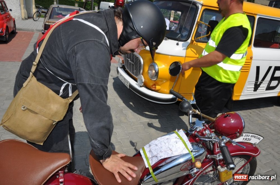 Zdjęcie w galerii na portalu naszraciborz.pl: Patrol Wehrmachtu w Bieńkowicach wiadomości z regionu