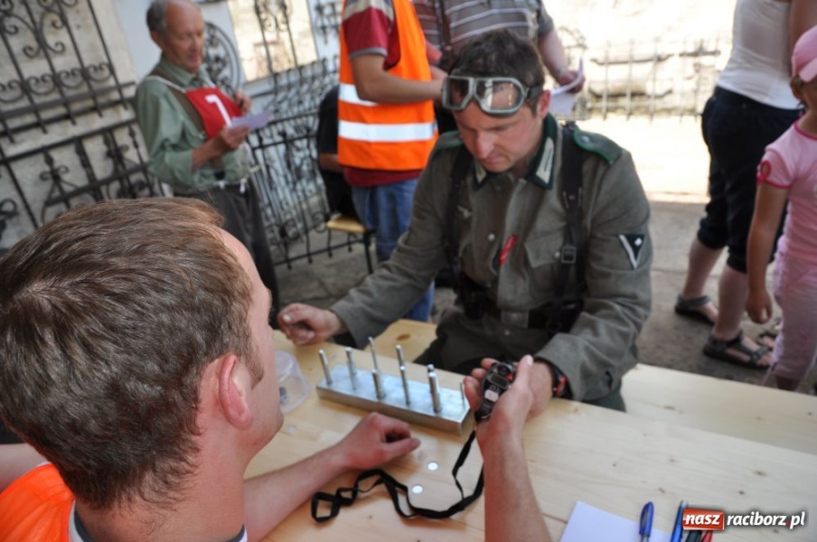Zdjęcie w galerii na portalu naszraciborz.pl: Patrol Wehrmachtu w Bieńkowicach wiadomości z regionu