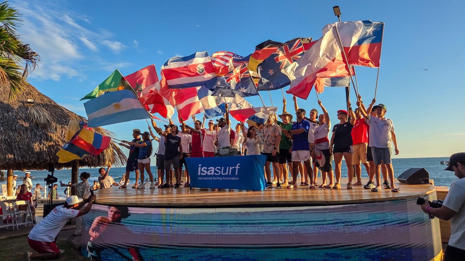 Zdjęcie w galerii na portalu naszraciborz.pl: Raciborzanie z kadry narodowej rozpoczynają sezon SUP w Hiszpanii wiadomości z regionu