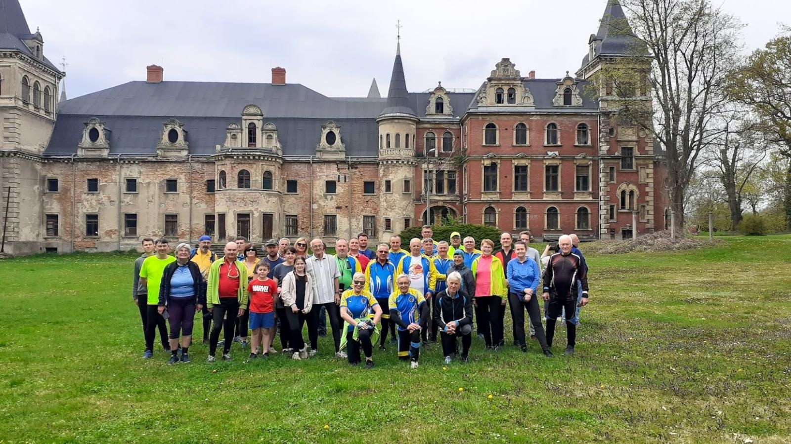 Zdjęcie w galerii na portalu naszraciborz.pl: Rajd na rozpoczęcie nowego sezonu Rowerowego Cyprzanowa wiadomości z regionu