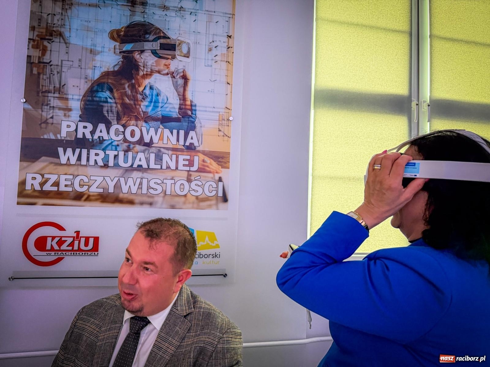 Zdjęcie w galerii na portalu naszraciborz.pl: O krok przed innymi. W CKZiU nr 1 działa pracownia wirtualnej rzeczywistości wiadomości z regionu