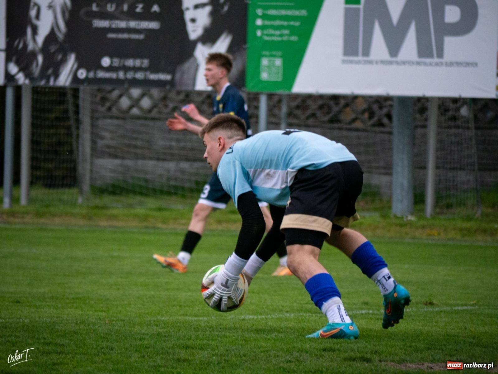 Zdjęcie w galerii na portalu naszraciborz.pl: A klasa: Cztery do zera, outsider pokonuje lidera [FOTO] wiadomości z regionu