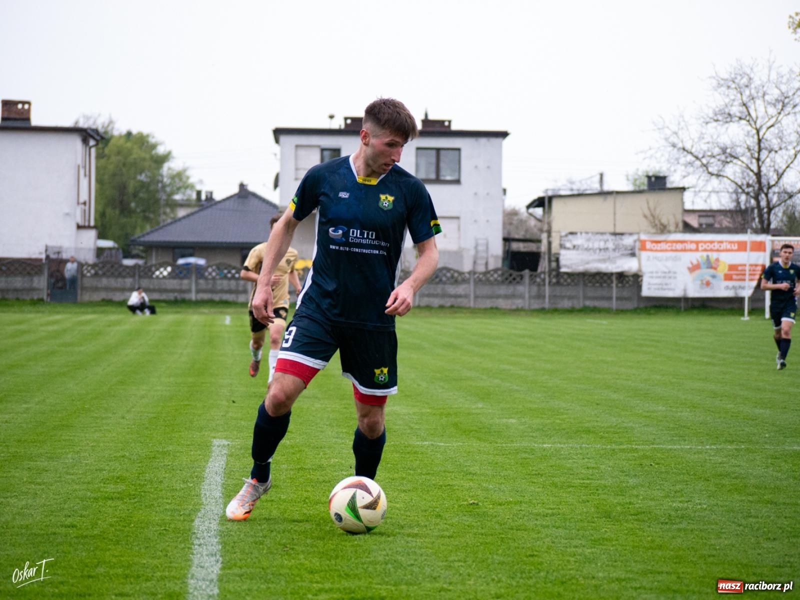 Zdjęcie w galerii na portalu naszraciborz.pl: A klasa: Cztery do zera, outsider pokonuje lidera [FOTO] wiadomości z regionu