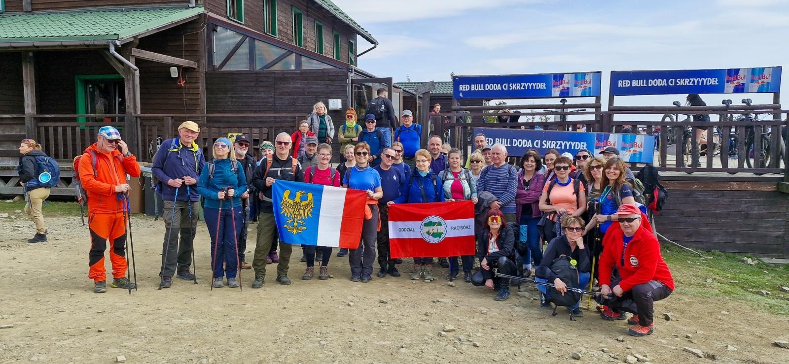 Zdjęcie w galerii na portalu naszraciborz.pl: Dwa szczyty do Korony Gór Polski zdobyte przez turystów z Raciborza wiadomości z regionu