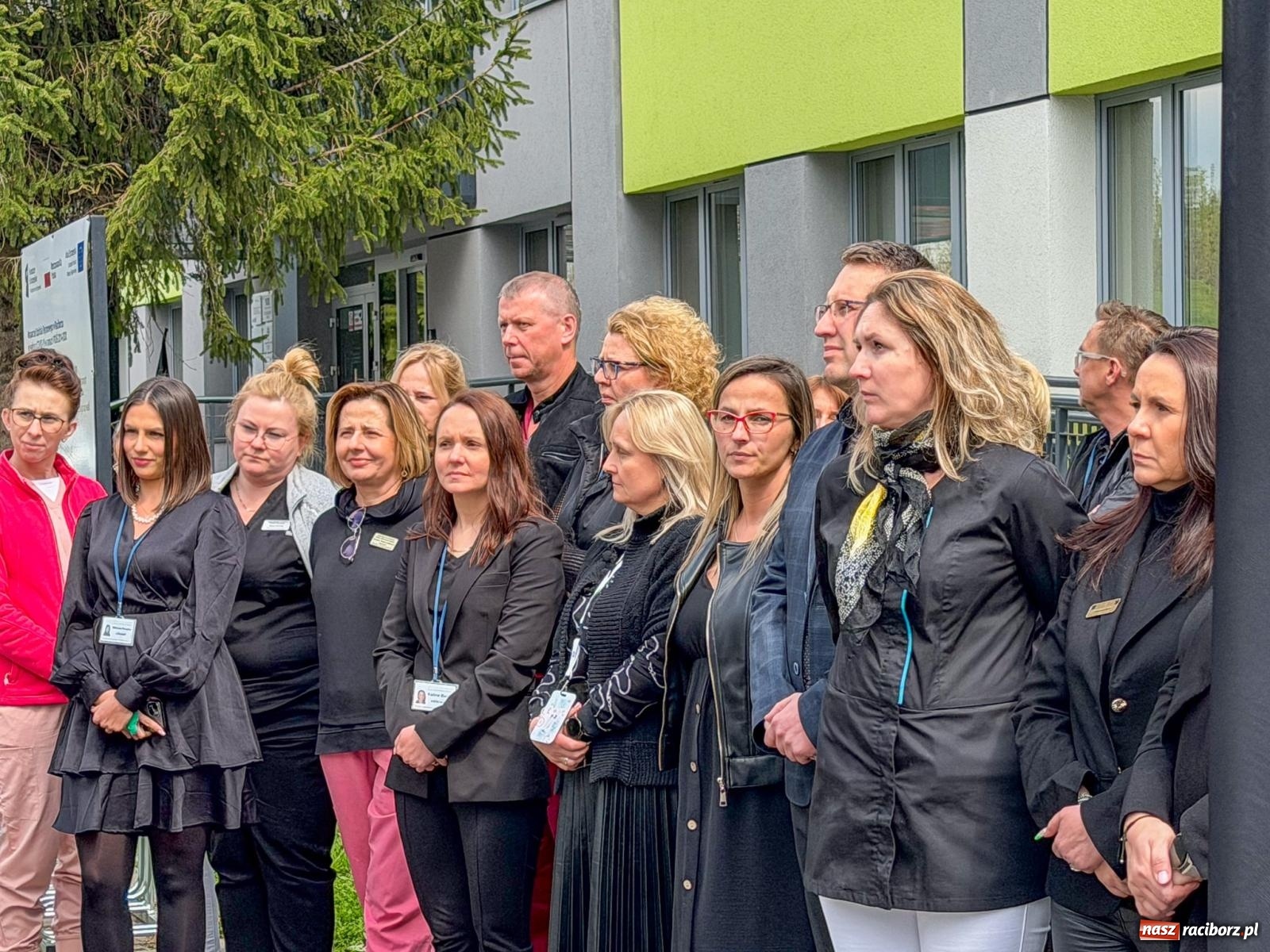 Zdjęcie w galerii na portalu naszraciborz.pl: Czarny tydzień – szpital w Raciborzu przyłączył się do ogólnopolskiego protestu [WIDEO] wiadomości z regionu