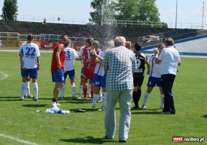 Zdjęcie w galerii na portalu naszraciborz.pl: Unitki zdobyły mistrzostwo Polski wiadomości z regionu