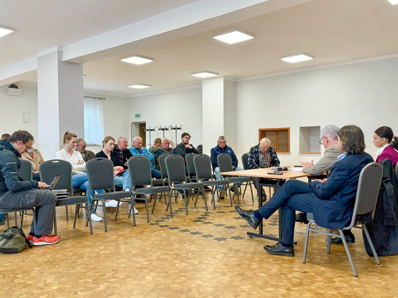 Zdjęcie w galerii na portalu naszraciborz.pl: Spotkania prezydenta z mieszkańcami Sudoła i Studziennej wiadomości z regionu