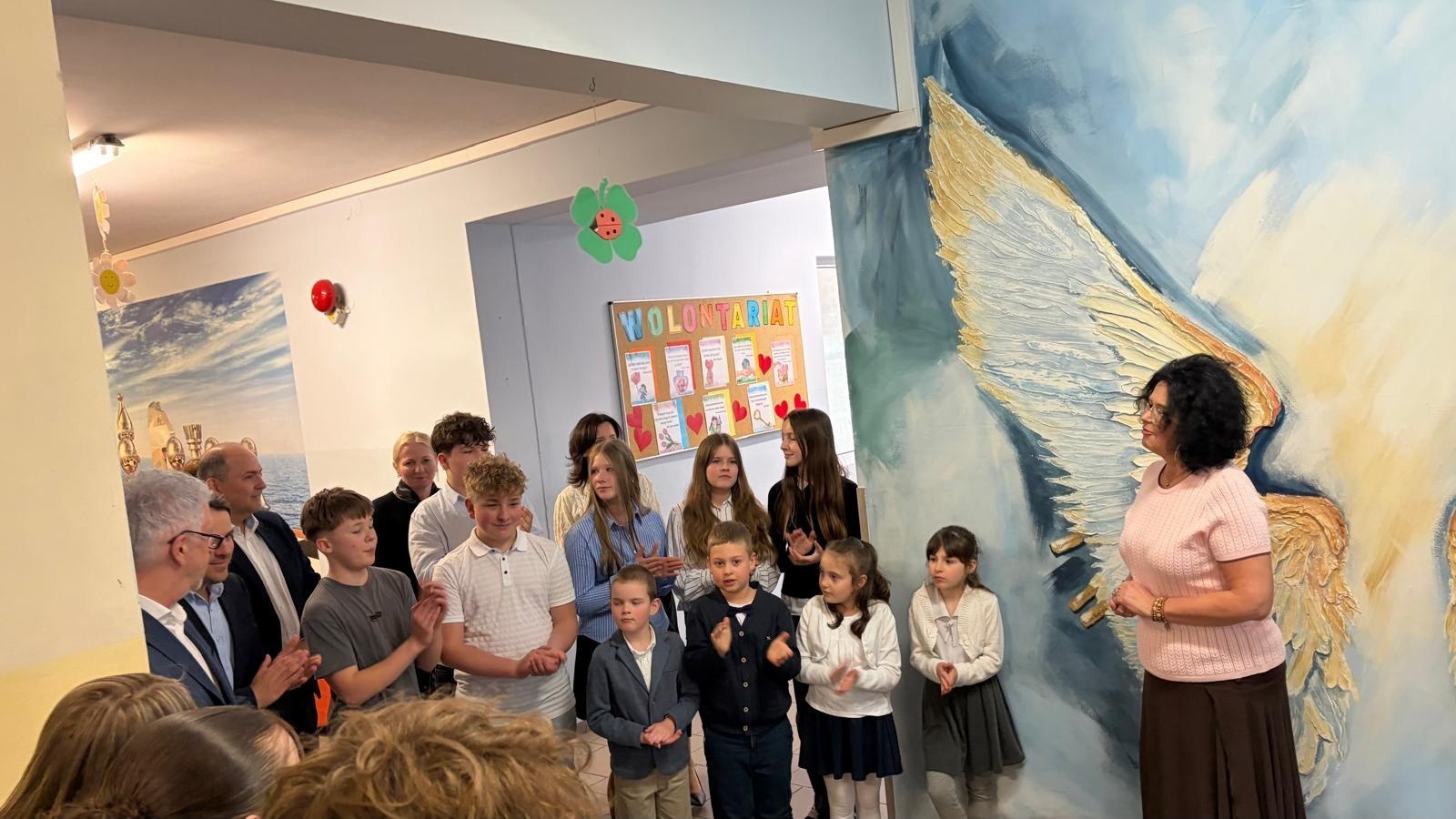 Zdjęcie w galerii na portalu naszraciborz.pl: Nowoczesna pracownia informatyczna otwarta w ZSP1 w Markowicach wiadomości z regionu