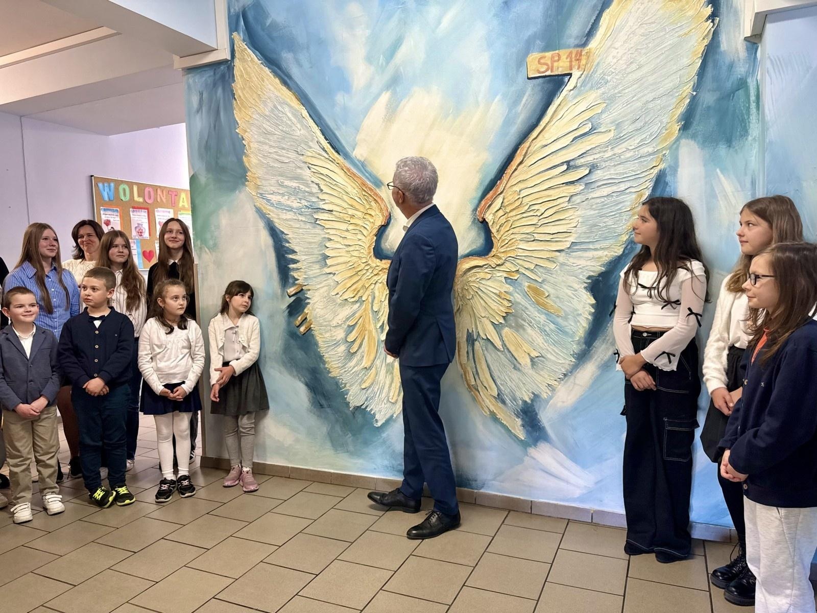 Zdjęcie w galerii na portalu naszraciborz.pl: Nowoczesna pracownia informatyczna otwarta w ZSP1 w Markowicach wiadomości z regionu