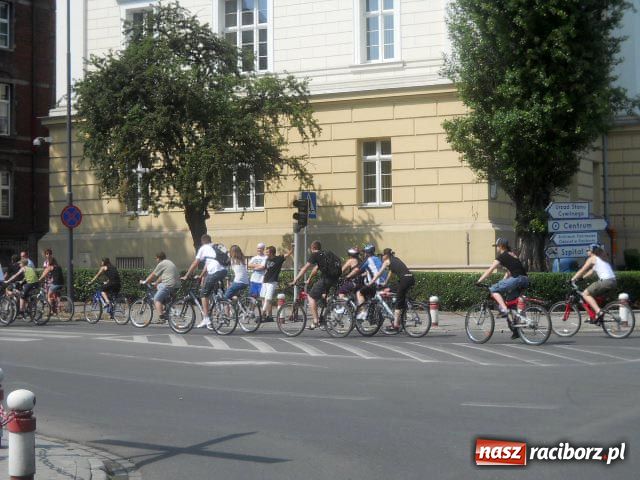 Zdjęcie w galerii na portalu naszraciborz.pl: V Rowerowa Masa Krytyczna wiadomości z regionu