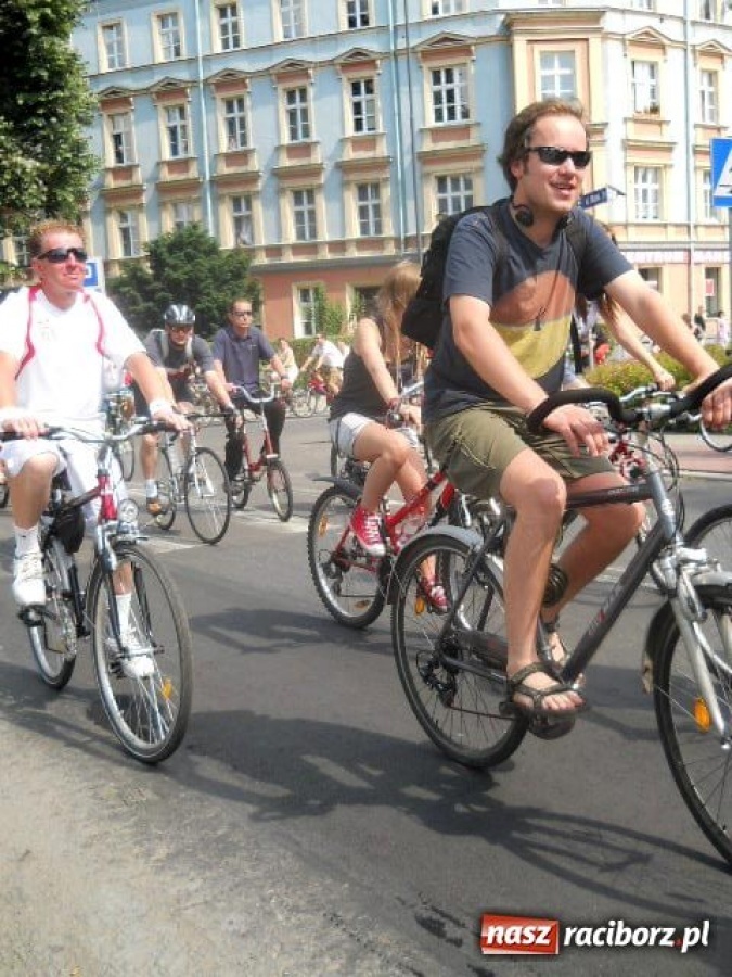 Zdjęcie w galerii na portalu naszraciborz.pl: V Rowerowa Masa Krytyczna wiadomości z regionu
