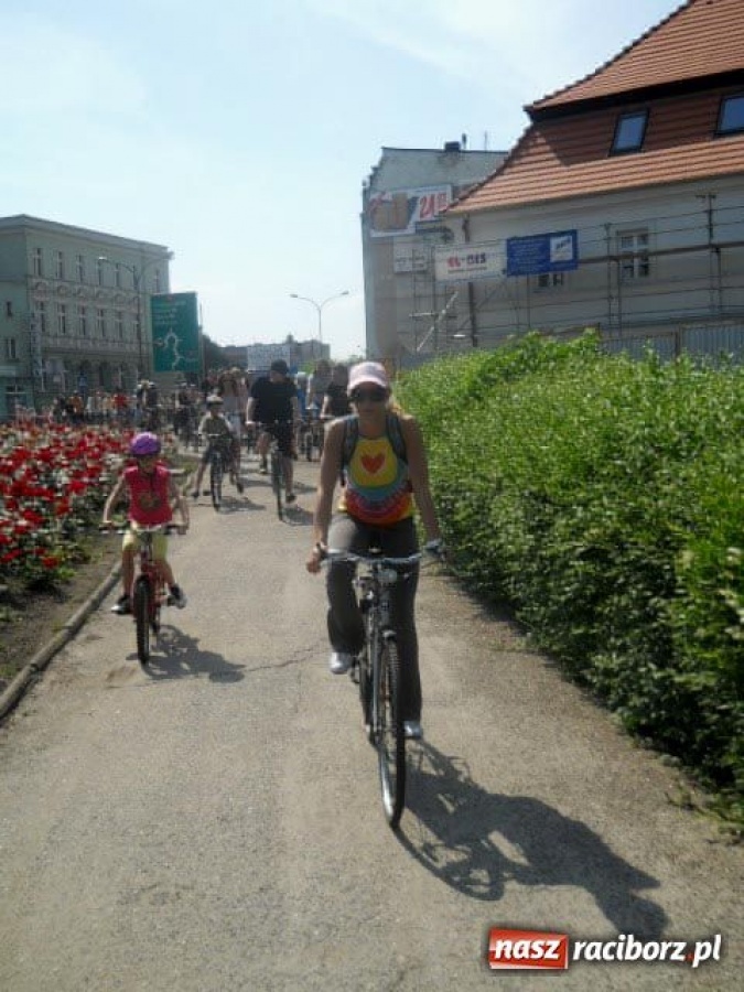 Zdjęcie w galerii na portalu naszraciborz.pl: V Rowerowa Masa Krytyczna wiadomości z regionu