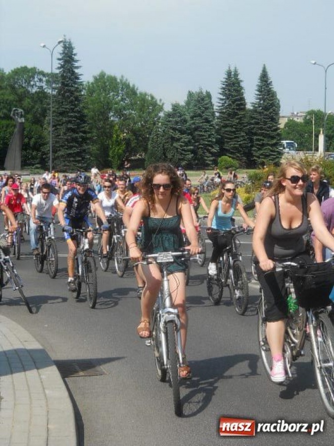 Zdjęcie w galerii na portalu naszraciborz.pl: V Rowerowa Masa Krytyczna wiadomości z regionu