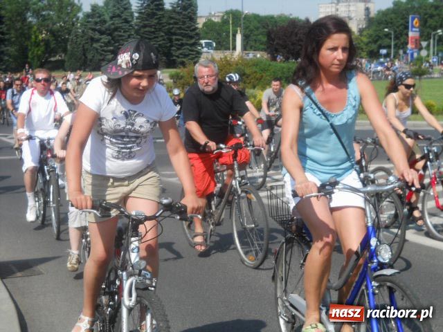 Zdjęcie w galerii na portalu naszraciborz.pl: V Rowerowa Masa Krytyczna wiadomości z regionu
