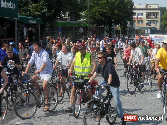 Zdjęcie w galerii na portalu naszraciborz.pl: V Rowerowa Masa Krytyczna wiadomości z regionu