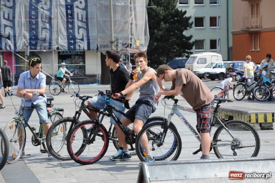 Zdjęcie w galerii na portalu naszraciborz.pl: V Rowerowa Masa Krytyczna wiadomości z regionu