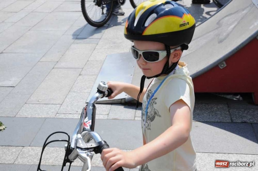 Zdjęcie w galerii na portalu naszraciborz.pl: V Rowerowa Masa Krytyczna wiadomości z regionu