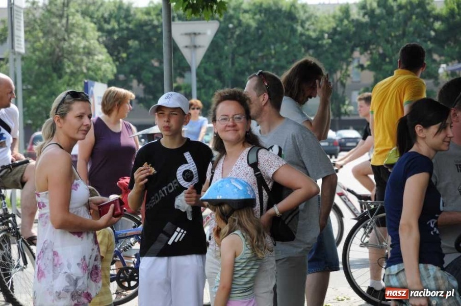 Zdjęcie w galerii na portalu naszraciborz.pl: V Rowerowa Masa Krytyczna wiadomości z regionu