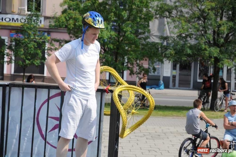 Zdjęcie w galerii na portalu naszraciborz.pl: V Rowerowa Masa Krytyczna wiadomości z regionu