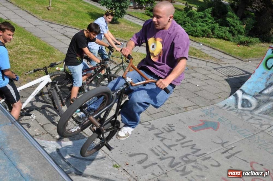 Zdjęcie w galerii na portalu naszraciborz.pl: V Rowerowa Masa Krytyczna wiadomości z regionu