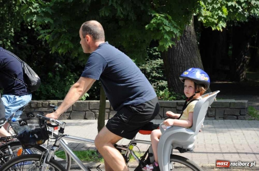 Zdjęcie w galerii na portalu naszraciborz.pl: V Rowerowa Masa Krytyczna wiadomości z regionu