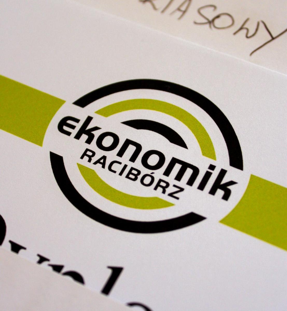 Zdjęcie w galerii na portalu naszraciborz.pl: Pożegnanie absolwentów Ekonomika. 4 maja ruszają matury wiadomości z regionu