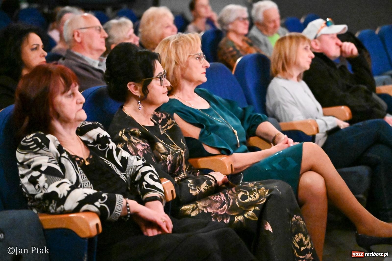 Zdjęcie w galerii na portalu naszraciborz.pl: Śląska tradycja wybrzmiała w Strzesze. Koncert pełen muzyki i folkloru wiadomości z regionu