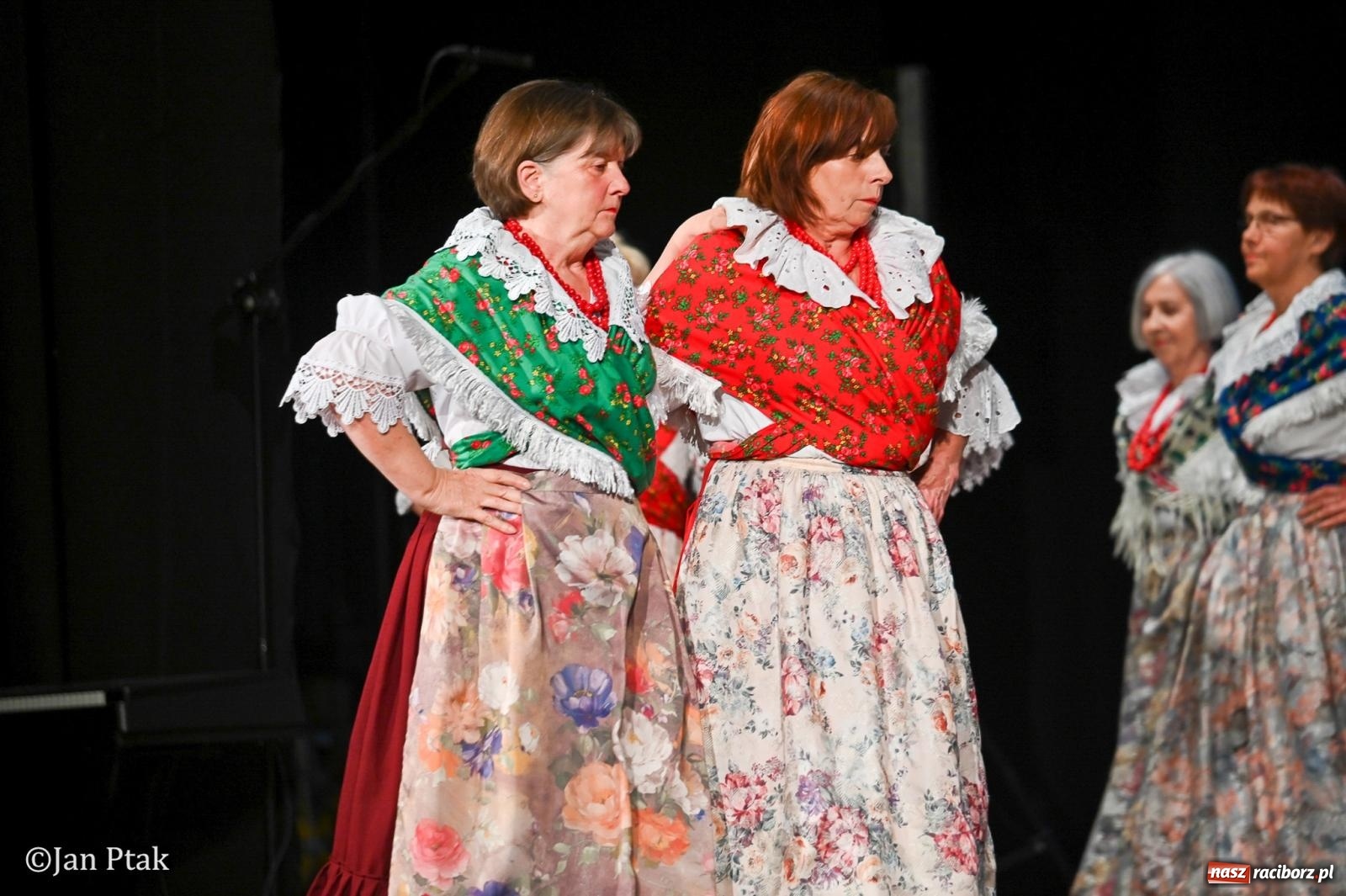 Zdjęcie w galerii na portalu naszraciborz.pl: Śląska tradycja wybrzmiała w Strzesze. Koncert pełen muzyki i folkloru wiadomości z regionu