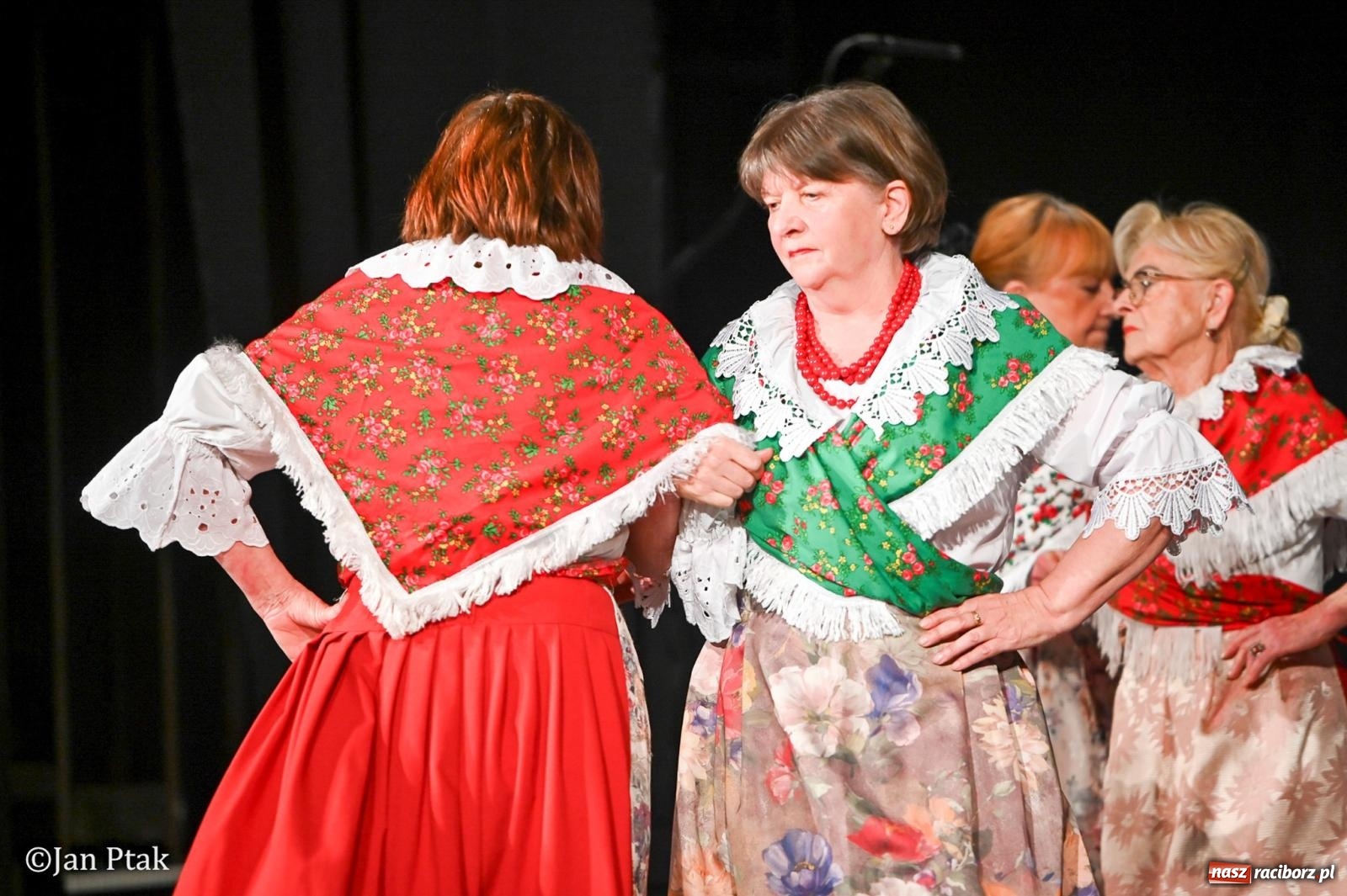 Zdjęcie w galerii na portalu naszraciborz.pl: Śląska tradycja wybrzmiała w Strzesze. Koncert pełen muzyki i folkloru wiadomości z regionu